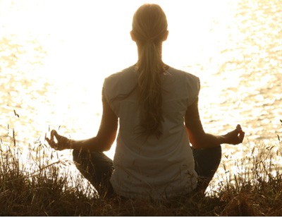 BigBlendMag's tweet photo. As Dr. Jacqueline Eubany @acbnov1 explains, each method of #meditation strives in its own way to bring you into the present moment and ultimately results in a reduced stress level. https://t.co/dEhVrLRhun #StressAwarenessDay #HeartHealth https://t.co/hpZsBsThqE