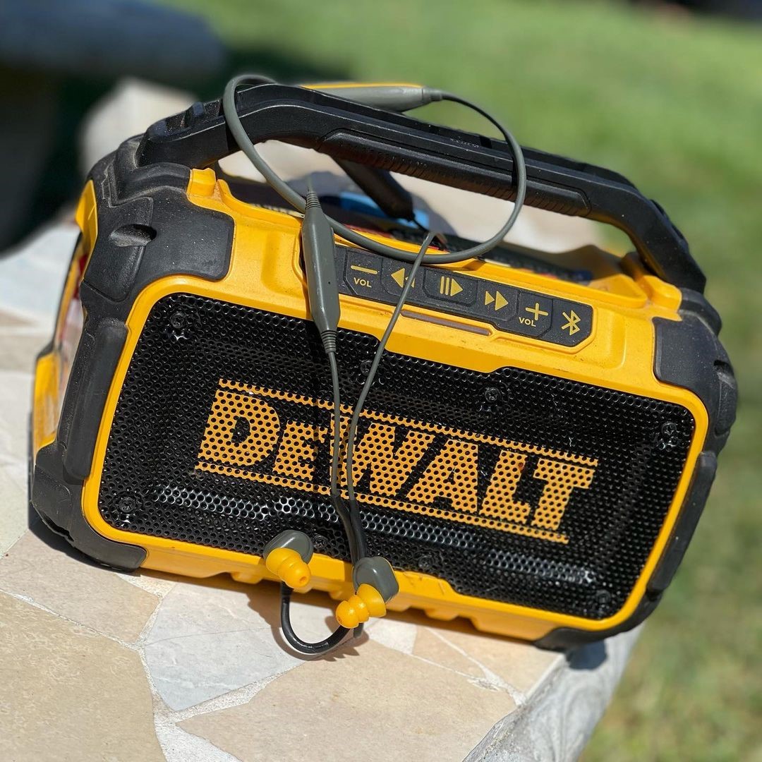 DEWALTtough's tweet photo. Every tough job needs a great pump-up playlist.

📷: jakeys_tools https://t.co/AR4u1ukPA0