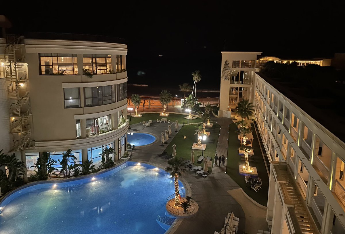 Innoving2's tweet image. #ExcellentWeekend 
Passez un excellent week-end et rechargez vos batteries au maximum pour attaquer avec plein d’énergies cet avant  dernier mois de l’année. 
#Nzassa #HecParis #Ci20 #Innoving