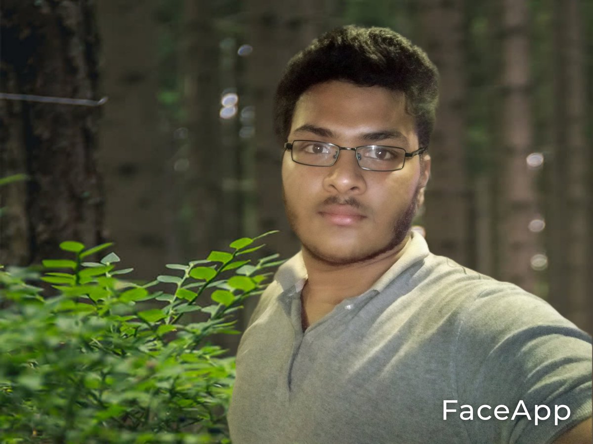 কারো কাছে কখনো নিজের কষ্ট গুলো প্রকাশ করবেন না, হয়তো সে আপনার সামনে আপনাকে সান্তনা দিবে! তবে আপনার পিছনে আপনাকে নিয়ে পরিহাস করবে!☺️🥀