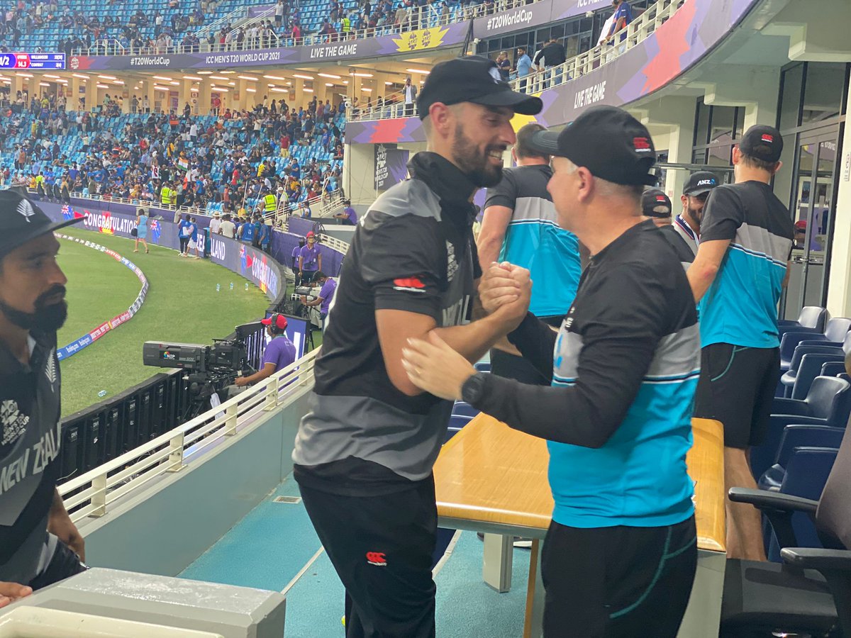 BLACKCAPS's tweet photo. Well done mate! #T20WorldCup https://t.co/IIQfPxwN7t