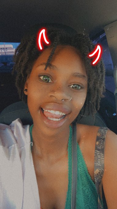 Happy ween!! https://t.co/LMPepmLRLd