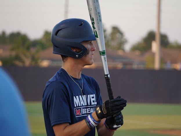 SamSimmons_5's tweet photo. Extremely blessed to announce
that I have committed to Frontier Community College to
continue my academic and baseball career. I thank God for Blessing me with the best family,coachs,teammates and friends that have supported me along the way.@HoustonBengals 
@BaseballBcats https://t.co/6hgBCiTyam