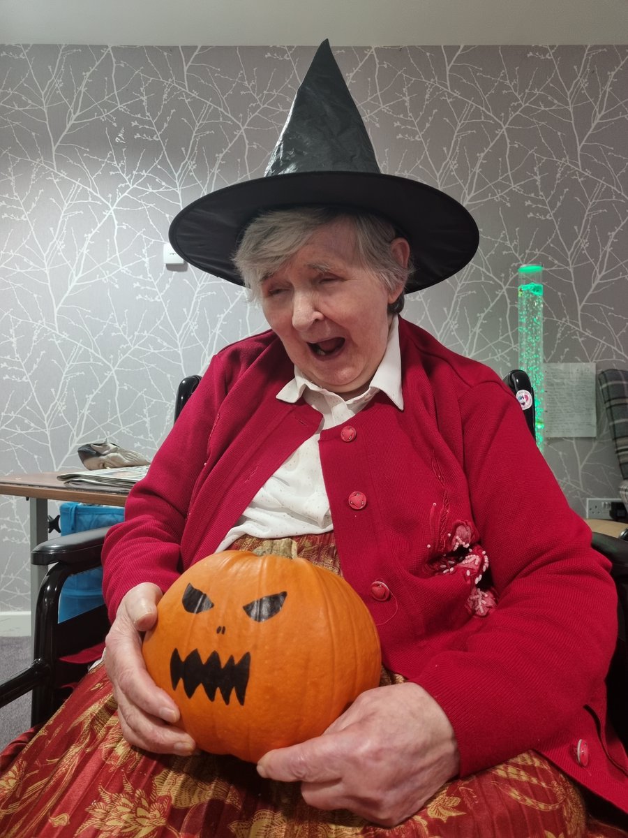 VidaHealthcare1's tweet photo. A Spooktacular day for staff and residents at Vida Hall and Vida Grange! Happy Halloween! 🎃🎃🎃

#VidaHall #VidaGrange #Harrogate https://t.co/uRuYFEspyJ