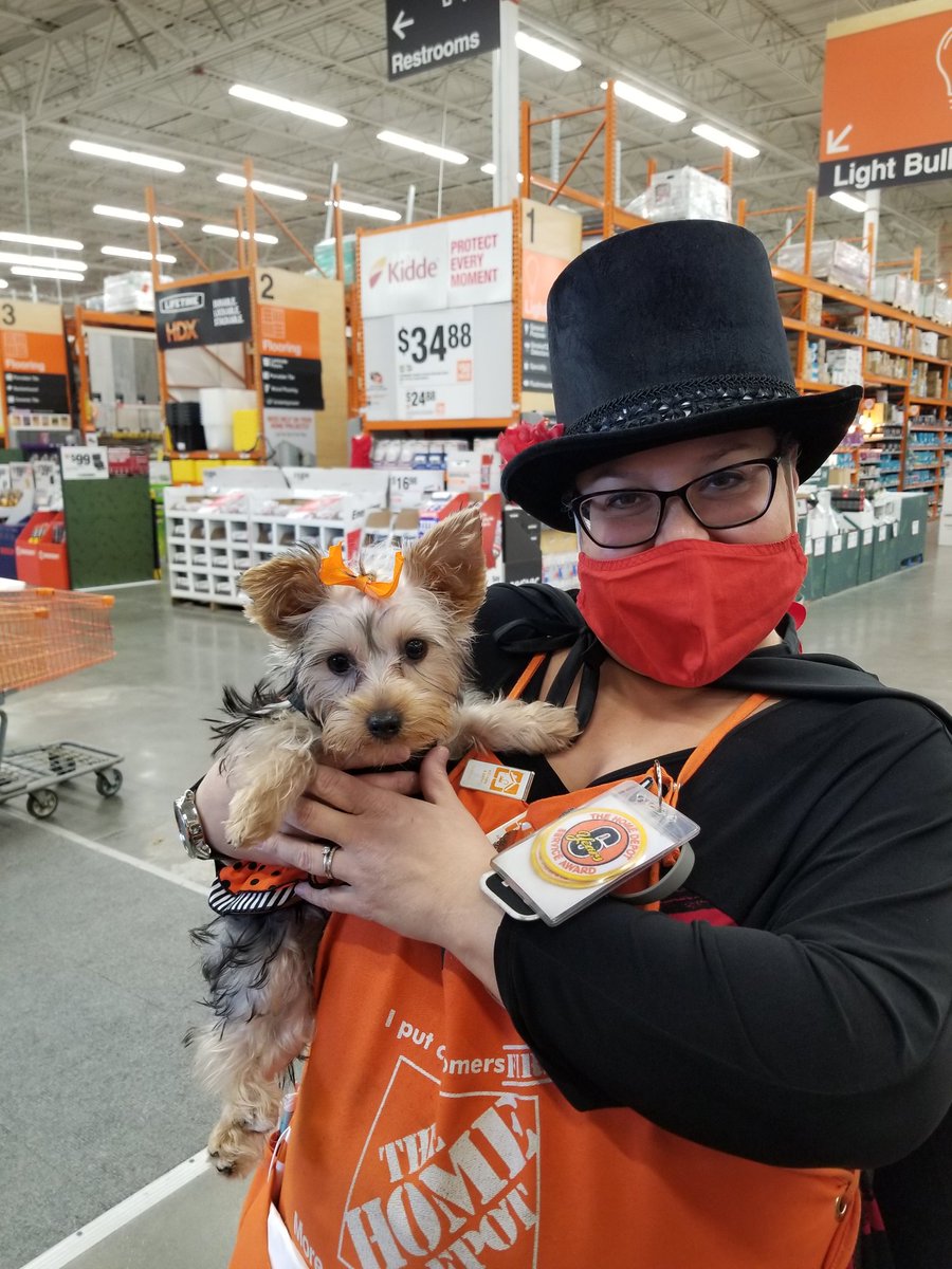 JuanitaSebesty1's tweet photo. Homerween isn't just for the associates...our furry friends are getting dressed up too! https://t.co/lQ9hnpl1f3