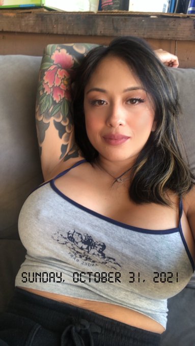 Smell my armpit https://t.co/HGifOKyJZv