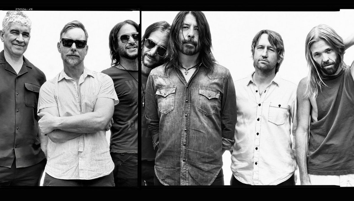 RollingStoneMX's tweet photo. Eternamente Foo Fighters (@foofighters): surgieron de una tragedia, perfeccionaron el arte de la supervivencia y se convirtieron en los embajadores más apasionados del rock. ⬇️
https://t.co/tF3GtEQmir https://t.co/GIsIUZBu8w