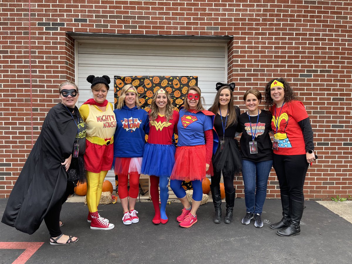 Happy Halloween! 🎃 #townofclinton #smalltownfun #mainstreetparade #HappyHalloween2021 #CPSpride @emhedden