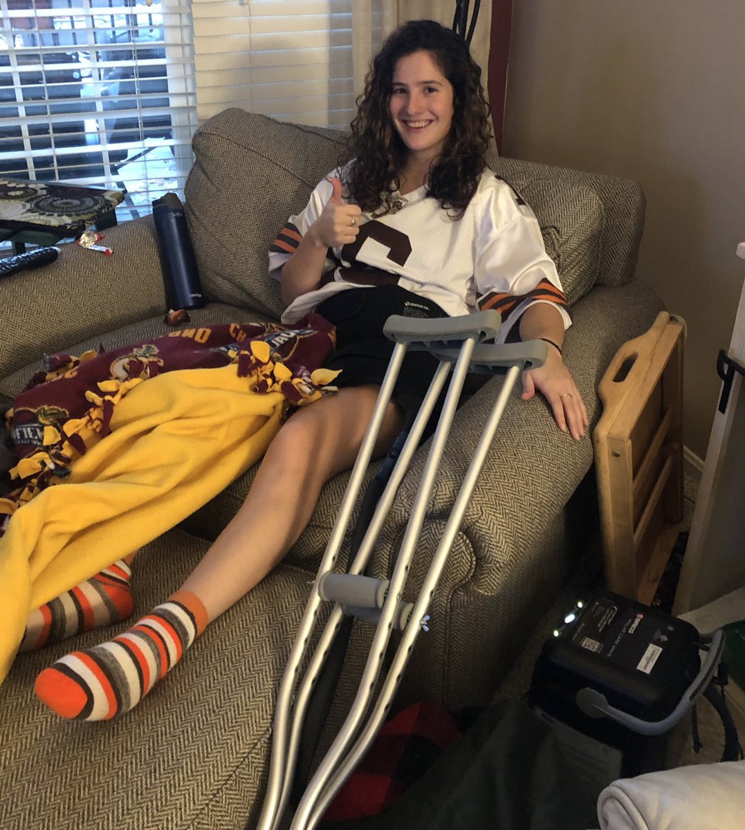 3rd_degree_BURN's tweet photo. Can’t imagine anything spookier than a second full hip reconstruction!! Catch me back on 2 feet in 3-4 months😎 https://t.co/H0vADPpucG