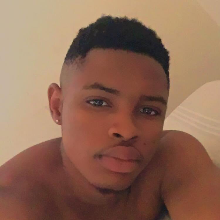Dr_Rashidd's tweet photo. A friend's brother is missing. Please retweet let's find him. 🙌🏾🙌🏾 https://t.co/Gw2VYUMUcs