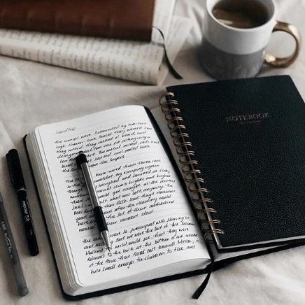 liIacdaisy's tweet photo. hello NOVEMBER. please be good to me https://t.co/PqPHpFSrGv