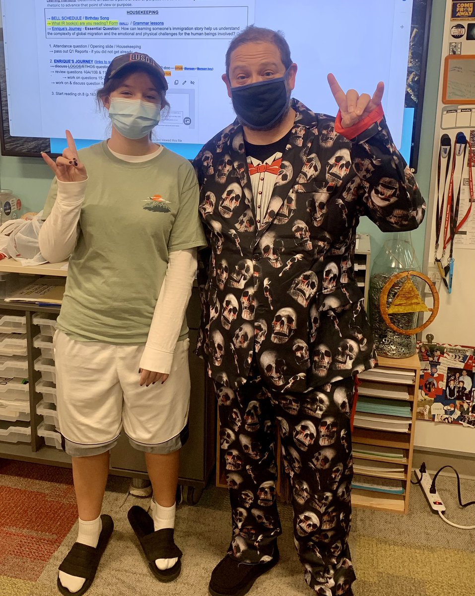 “Imitation is the sincerest form of flattery,” says Mr. Mall’s student as she dresses up as him for Halloween. 🤔
#SpotOnInterpretation 
#EvenMadeABeardUnderTheMask