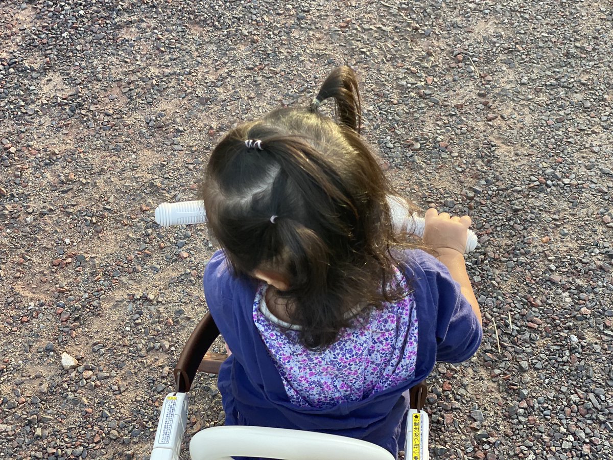 Partypeople8000's tweet photo. 大量のアンパンマンに興奮してパニックになって🥰
三輪車はすぐ慣れてくれて🥰
久々にこんなキャッキャッ言うて楽しそうにしてるの見たな☺️
どんどん成長してるのが分かって嬉しいです☺️
2歳になった紅音も相変わらずの寝相😏

お誕生日おめでとう🥰
愛してます🥰 https://t.co/wlgXapl8sq