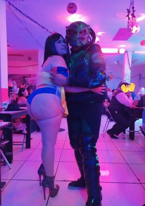 Con mi amigo @Kmndr7 en los @tksw_Neza https://t.co/HGJCMyna6F<a class="tags" target="_blank" title="On Twitter" href="/?out=eyJ0eXAiOiJKV1QiLCJhbGciOiJIUzUxMiJ9.eyJpYXQiOjE3MjA2MDkyNzQsImlzcyI6InR3cG9ybnN0YXJzLmNvbSIsIm5iZiI6MTcyMDYwOTI3NCwiZXhwIjoxNzUyMTQ1Mjc0LCJyZWRpcmVjdF91cmwiOiJodHRwczovL3R3aXR0ZXIuY29tL0ttbmRyNyJ9.MZrzgDDJEbupbFic38719Y9NFv5jlry3mguKl0eAHBiAUQUzjIhEvF6yccmqeLevvssJnz-P7rKKABHi4Zr9Jg">@Kmndr7</a><a class="tags" target="_blank" title="On Twitter" href="/?out=eyJ0eXAiOiJKV1QiLCJhbGciOiJIUzUxMiJ9.eyJpYXQiOjE3MjA2MDkyNzQsImlzcyI6InR3cG9ybnN0YXJzLmNvbSIsIm5iZiI6MTcyMDYwOTI3NCwiZXhwIjoxNzUyMTQ1Mjc0LCJyZWRpcmVjdF91cmwiOiJodHRwczovL3R3aXR0ZXIuY29tL3Rrc3dfTmV6YSJ9.gsnx4L0B4SkGSUkSflsij7izj7DmegX7RVdIrj8zbbils0J-9487tppZU-H8aszPDyRpWMvpg-Tb739c0Y-yTA">@tksw_Neza</a><a href="/tag/miercoles"class="tags"><span>#miercoles</span></a><a href="/tag/hotwifedecidida"class="tags"><span>#hotwifedecidida</span></a><a href="/tag/mierculonasqueen"class="tags"><span>#mierculonasqueen</span></a>