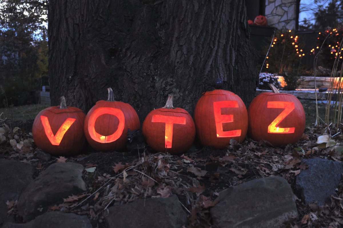 Joyeuse Halloween à tous les Longueuillois•es! 🎃 

Il est encore le temps de voter pour <a href="/CathFournierQc/">Catherine Fournier</a> et les candidats•es de notre équipe! Les bureaux de vote par anticipation sont ouverts jusqu’à 20h ce soir 😉

#Longueuil2021 #polmun