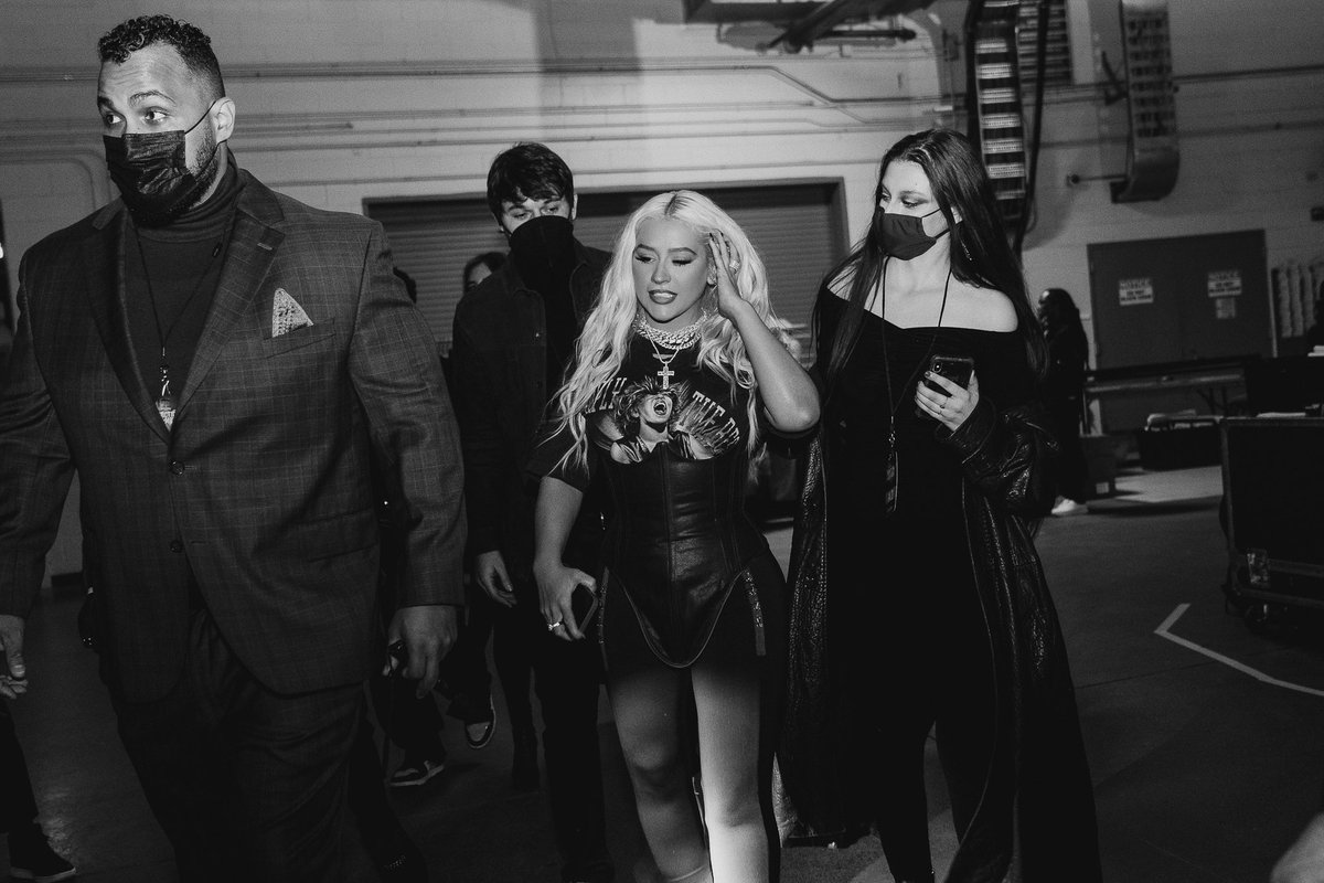 Christina Aguilera (@xtina) on Twitter photo 