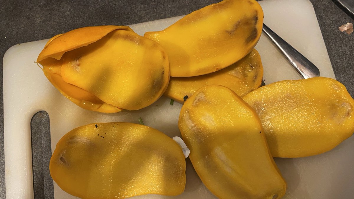 Alison Robertson tweet media