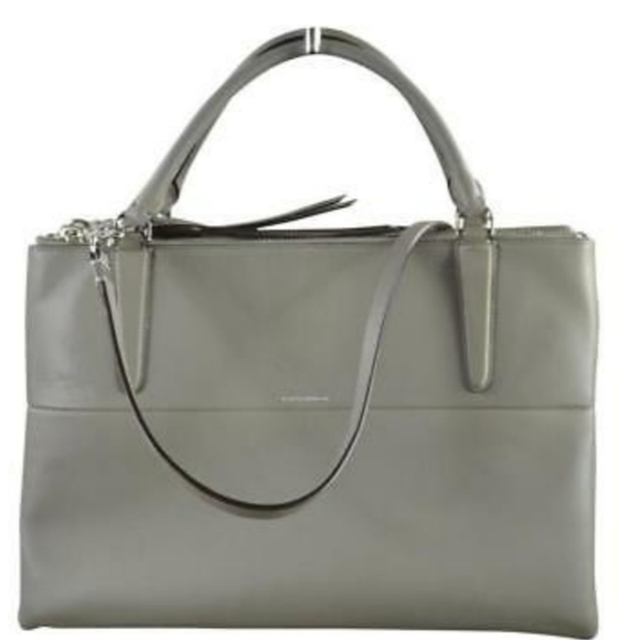 ishopsmartsave's tweet photo. So good I had to share! Check out all the items I'm loving on @Poshmarkapp #poshmark #fashion #style #shopmycloset #coach #dooneybourke #katespade: https://t.co/2W2WLqyYNX https://t.co/60yaSny9vr