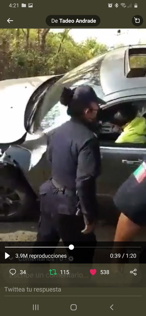 javier_etac's tweet photo. Vasos y arma fueron plantados por la policia... 🤬🤬 fueron las autoridades las que fabricaron y alteraron la escena del crimen... 🤬🤬 
#JusticiaParaOctavioOcaña  #JusticiaParaOctavio #JusticiaParaBenito https://t.co/eL2tCWd5hT