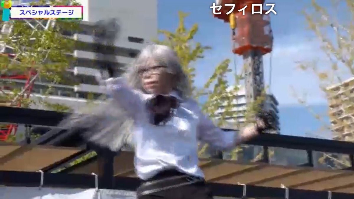 W__CAROL's tweet photo. 2021.10.30 
#池ハロ2021 
CCC(CureCosplayCollection)
Go-PafoよりNieR:Automata でした！
観覧下さった皆様応援してくださった方々ありがとう！　久々にステージ楽しかった〜😚
1:📷@tatsu_photo 
3:生産者の声
4:銀髪違いなんだよなぁ草 https://t.co/5sTdF1aPgn