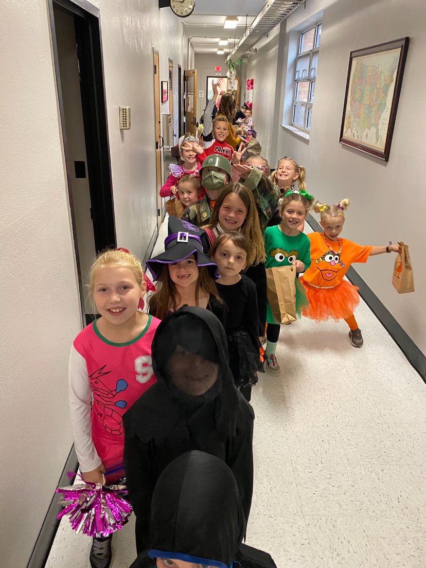 MrGreene23's tweet photo. Happy Halloween! https://t.co/6i2Ceidbcl