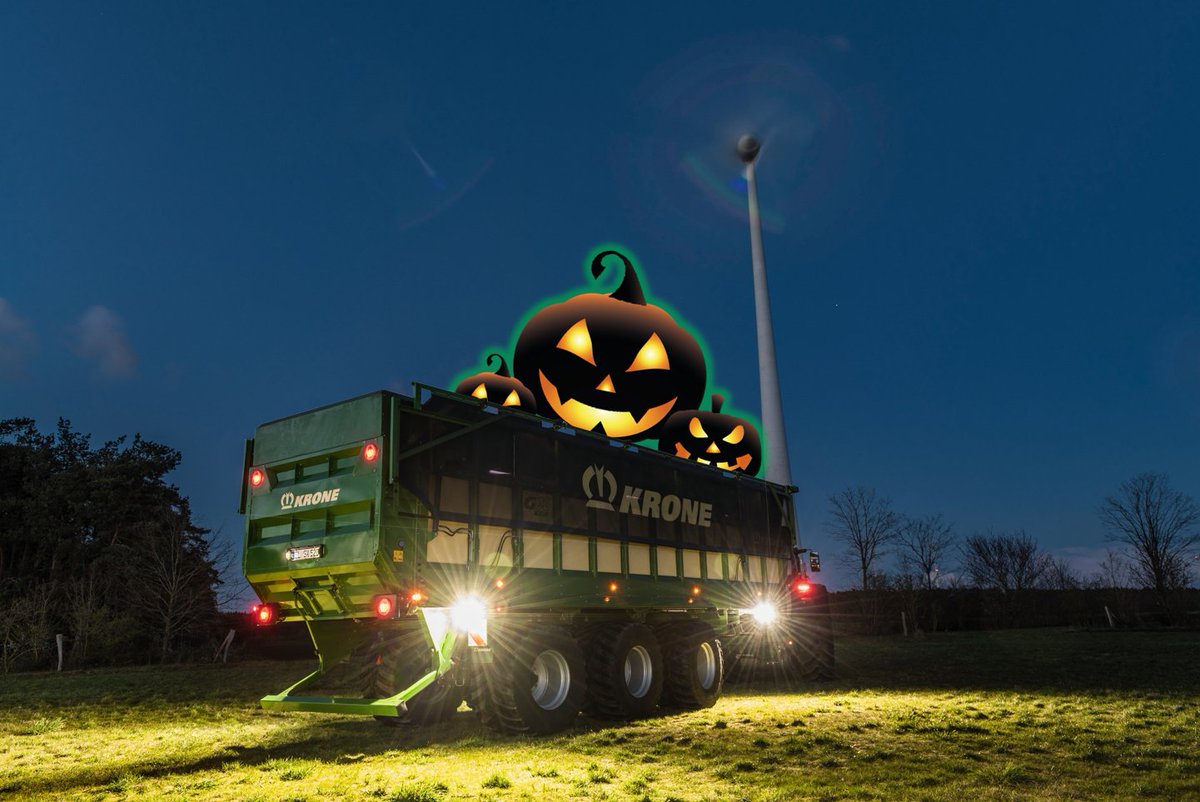 KroneFrance's tweet photo. ๐Avec le pack Full LEDS ๐ฆ disponible sur la nouvelle remorque ร fond tirant KRONE GX ๐ vous ne vous sentirez plus jamais seul au travail la nuit... ๐ enfin sauf peut-รชtre ce soir... ๐
๐ ๐
๐ค๐ฎ๐๐ช๐ญ ๐๐๐ก๐ก๐ค๐ฌ๐๐๐ฃ ! ๐ป
#KRONE #GX #KroneFun #Halloween #agriculture https://t.co/SvmlbEyoQ5