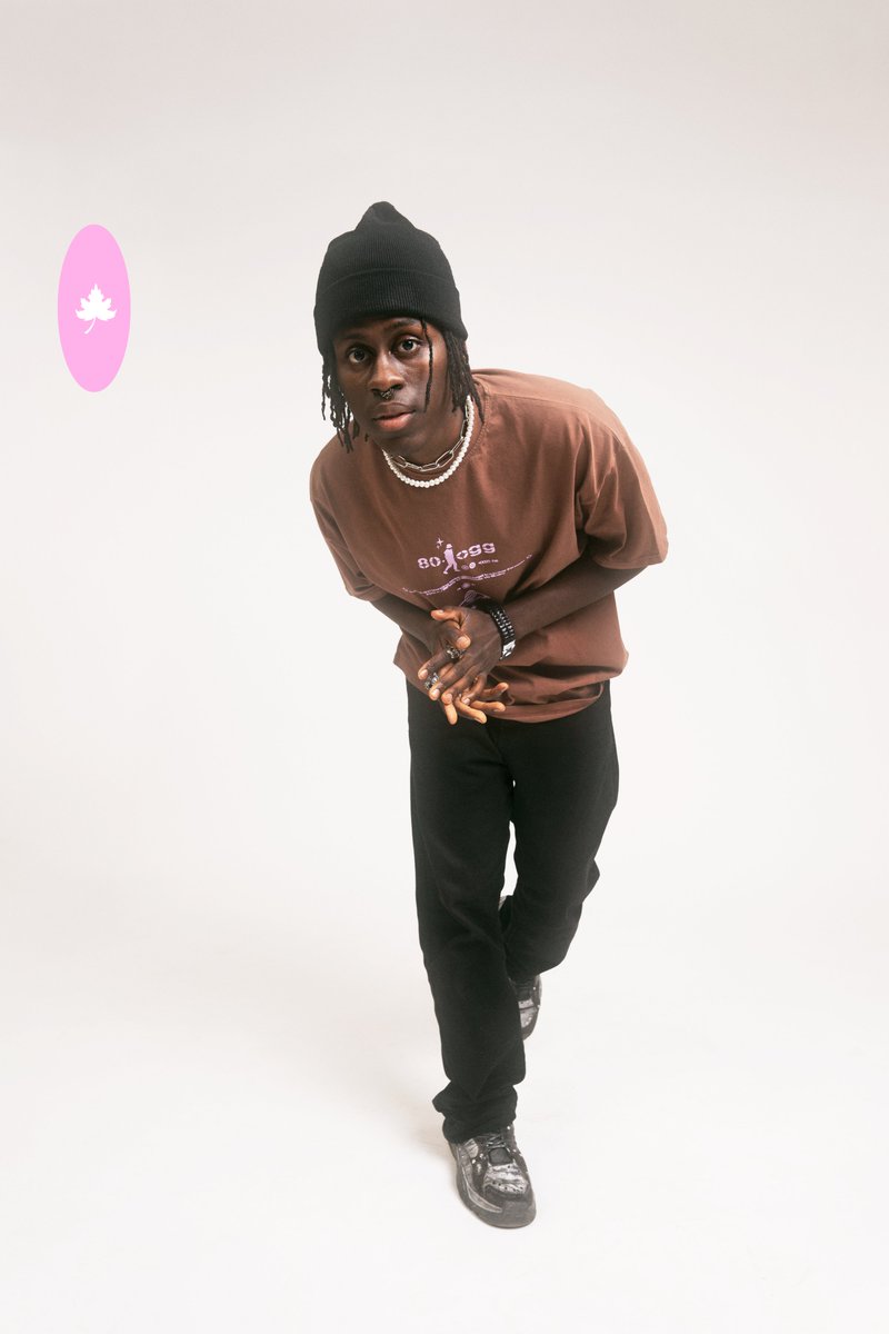 oniris__'s tweet photo. brown tee 
autumn series 
.
03/11/21
.
Petit drop hors serie que je tease jusqu'à mercredi (go donner au zevent) https://t.co/UvtOZg6mqI