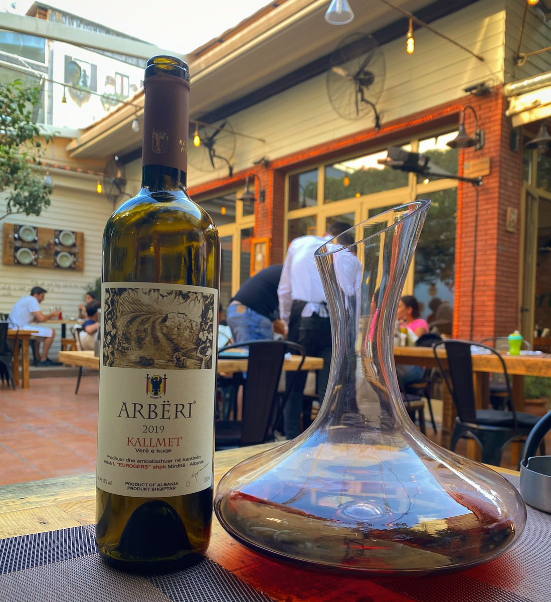 kantina_arberi's tweet photo. #KantinaARBËRI #EjonaRestorant  #Tirana #Shqiperi #AlbanianWine #Kallmet #redWinekallmet #ArbëriWine #ArbëriWinery #KodërRrëshenWineProduction  #KallmetKlasik #Mirditë #Albania #VeratShqiptare #VisitAlbania #ARBËRIproducts #KallmetARBERI 
 #ejona_restorant @kantina_arberi https://t.co/2OW2pC8aO8