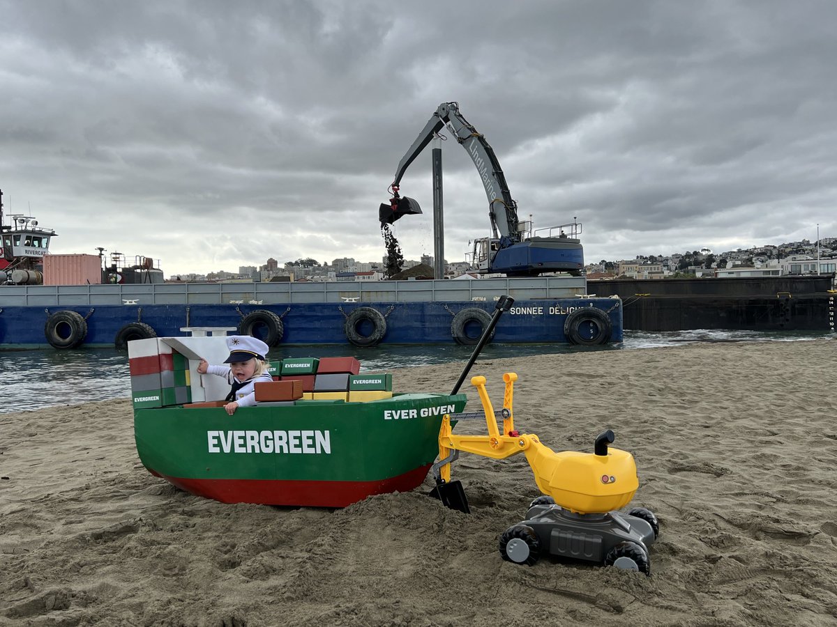 typesfast's tweet image. Happy Halloween!