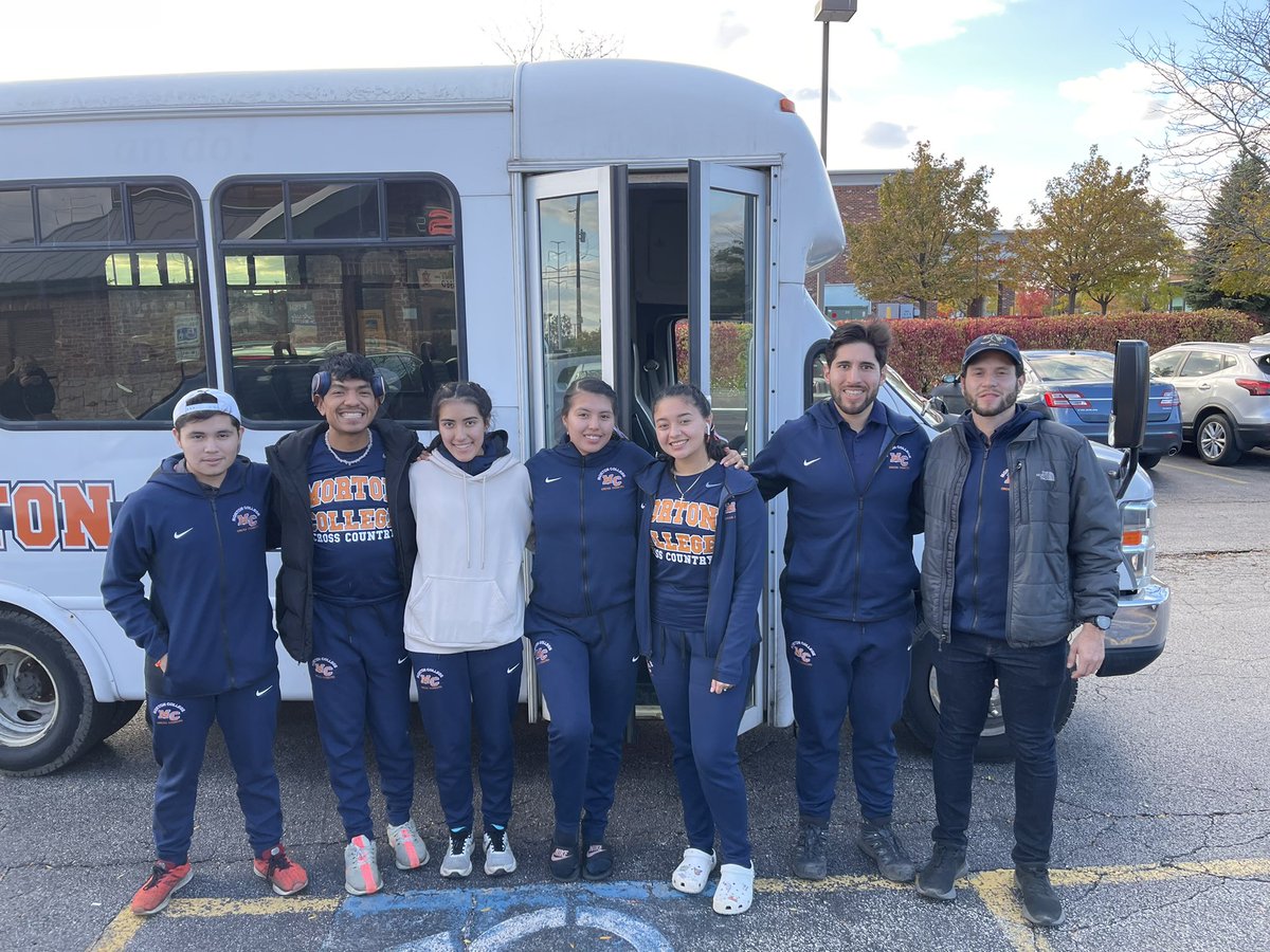 MizCoach's tweet photo. @mortoncollege #panthers performed exceptionally well at NJCAA D2 Regionals &amp; the Skyway Conference, with Season bests and PRs, respectively, across the board, and top finishes. #proudcoach #xc #crosscountry #crosscountry https://t.co/ggvQ8eTwVN