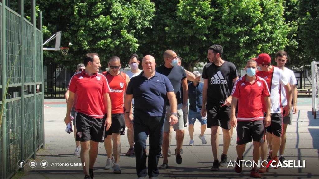 AntonioCaselli's tweet photo. Vamos por un River federal ⚪️🔴 https://t.co/4wLDCU5wJl