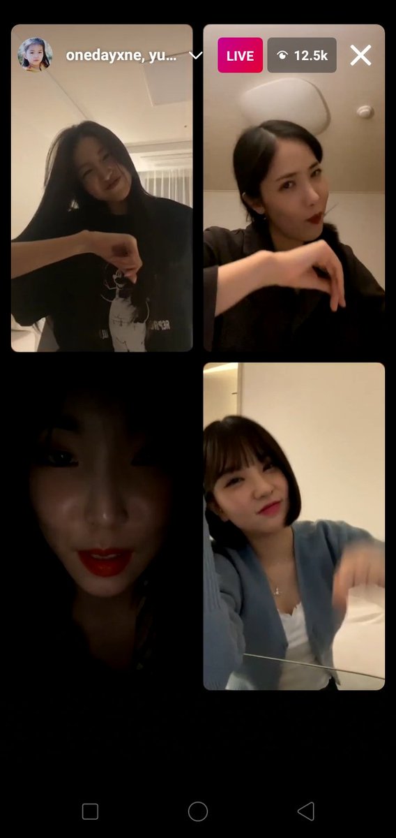 Able_Haeunie's tweet photo. They are very happy on their ig live
T_T This is the best day ever
#GFRIEND #sowon #SINB #EUNHA #YUJU #GfriendOT6 #VIVIZ https://t.co/hjmDiCQrBR