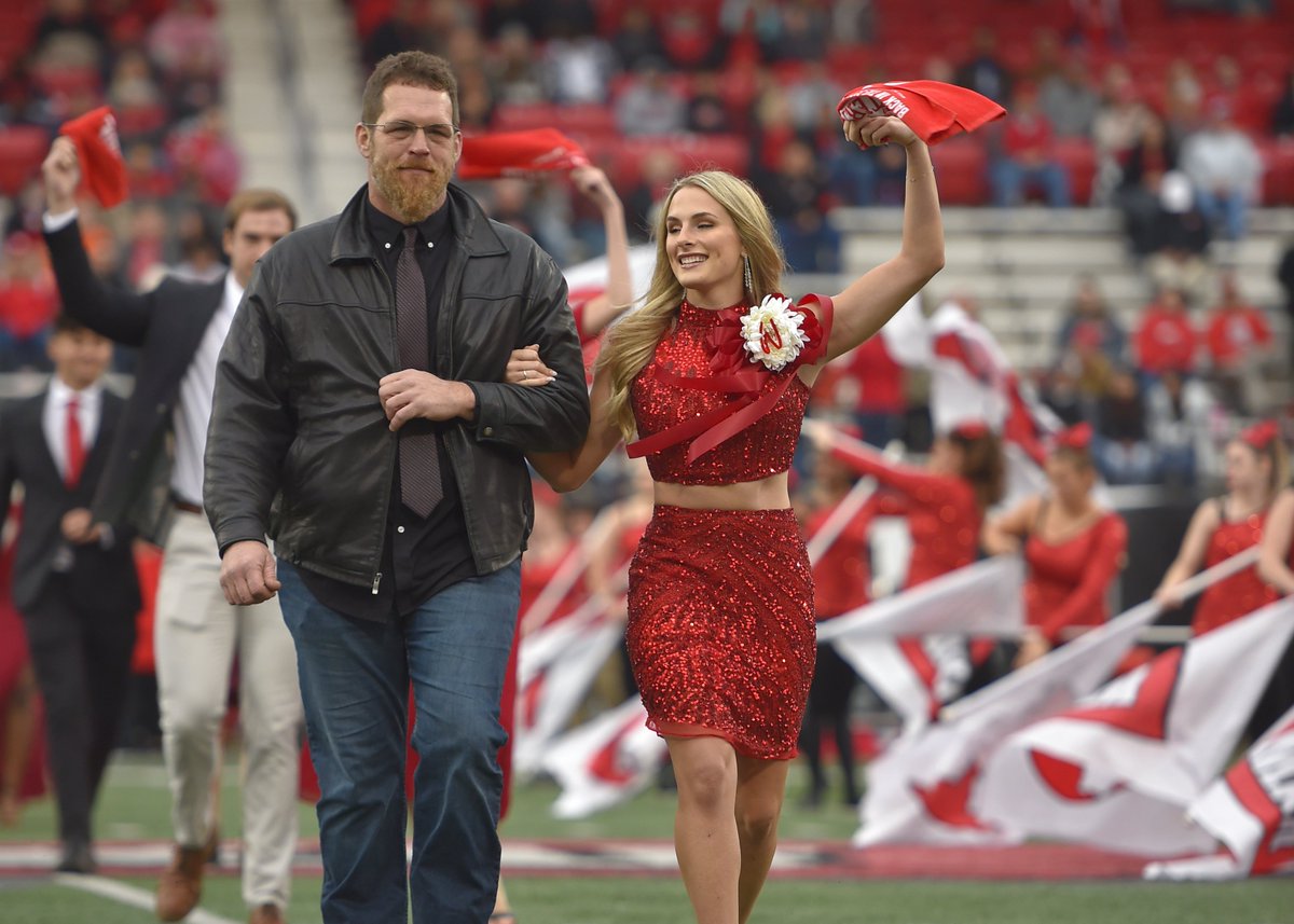 HOCO on The Hill ✅ 

#GoTops