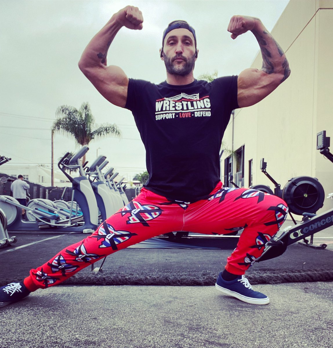 I’m dressing as OCW Hall of Famer Lurrr for Halloween! I think that kind of makes a 3-Time Hall of Famer (for the moment)