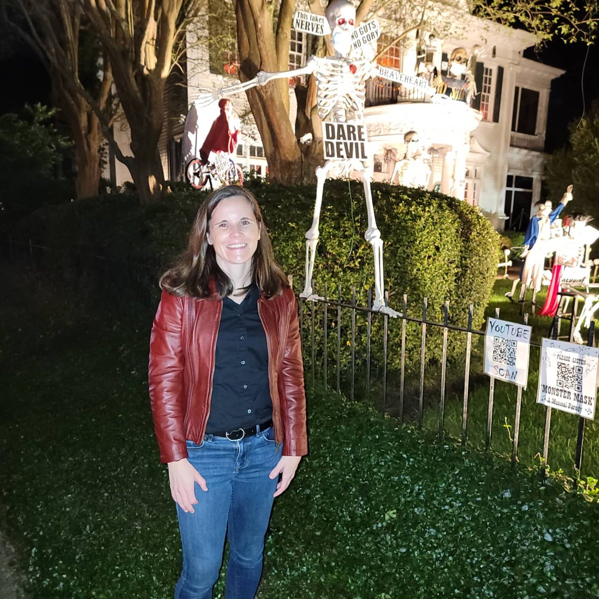 marykmulcaheymd's tweet photo. Happy Halloween!🎃
#orthotwitter #skeletonhouse #NOLA
#humerus #Halloween2021 @CityOfNOLA @TulaneOrtho @TulaneMedicine https://t.co/HwlubRa1JM