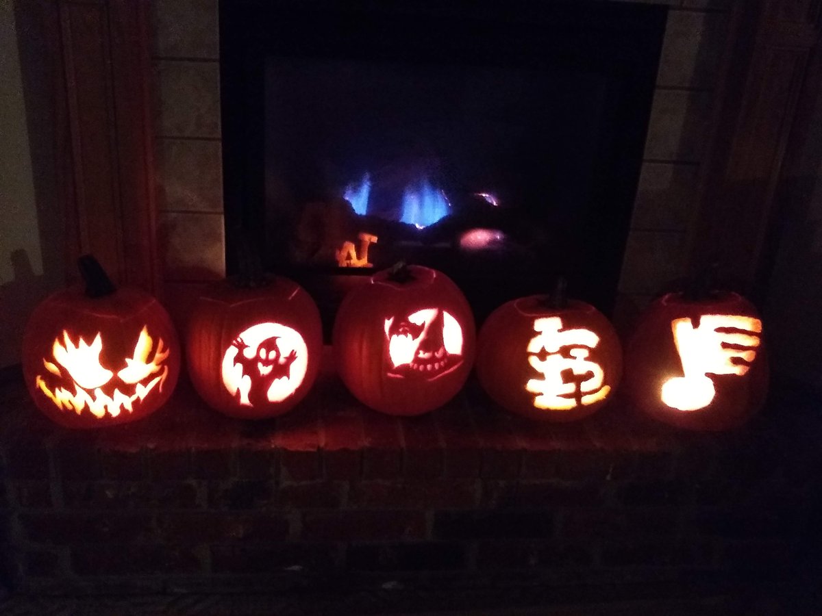 SchneiderTrivia's tweet photo. #Halloween2021 https://t.co/fTuv39hc6s