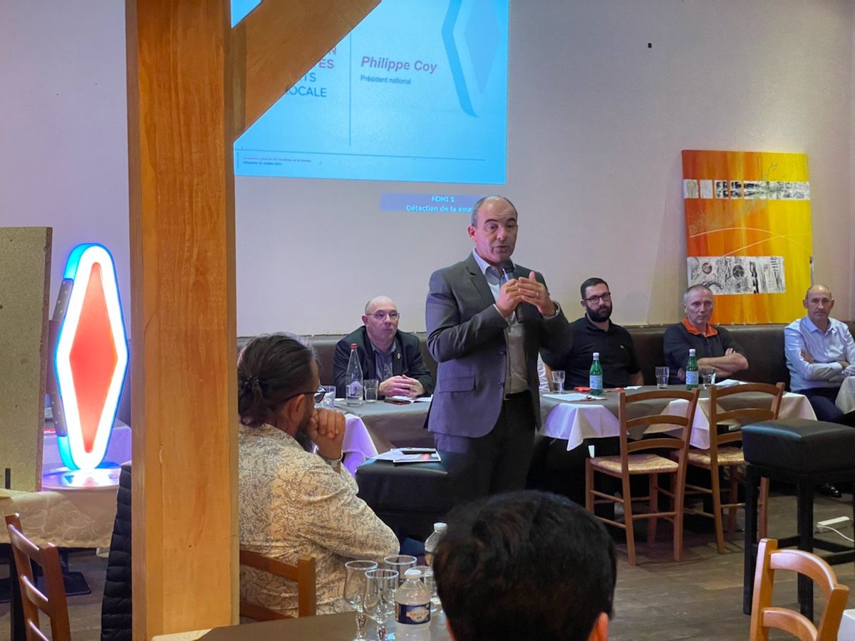 PHILIPPECOY's tweet photo. Diverses interventions des partenaires et de l'administration des #Douanes pour traiter #marcheparallele #contrefaçon #cbd #développementéconomique #Vape #relaiscolis #paiementdeproximite #transformation @LesBuralistes merci à tous pour vos échanges et votre accueil 👍👏♦️ https://t.co/XRFYUaKsPf