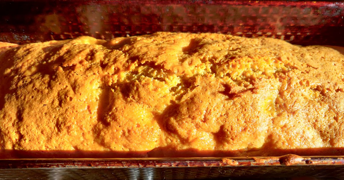 chefrenchef's tweet photo. Pumpkin and almond cake. 
Cake citrouille amande .
Full recipe (Live #111) on my YouTube channel (link in bio).
#cake #pumpkin #almond #halloween #comfortfood #easyrecipes #recettefacile #instafood #cheflife #chef #food #homemade #newvideo #livecooking #twitch #youtube #follow https://t.co/1djPxsGxD0