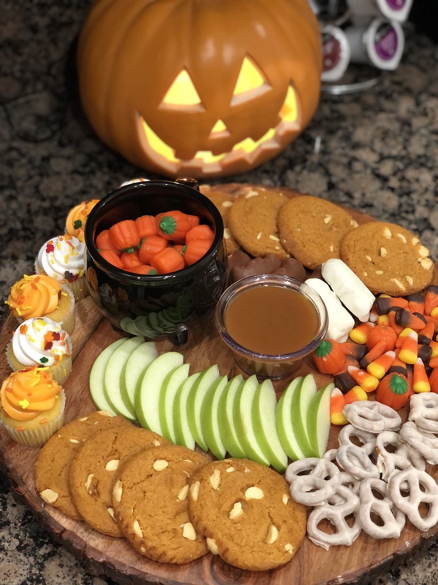 siobhanfedoryk's tweet photo. Boo Board! @ScottHanson https://t.co/CveRoBmLfZ