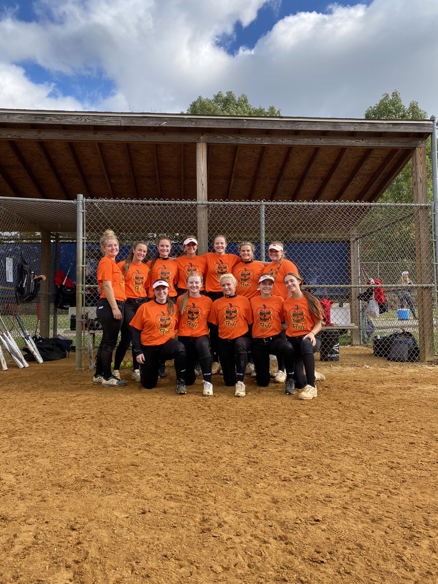 CoachGriffSJMys's tweet photo. @NJPrideGold with strong weekend @nightmarefp as team continues to grow @giannaforeman21 &amp; @bridget_motley drop 💣s, @_AlanaKimball 💡’s out, @achesney2022 smok’in ball, @gabbymundyy great all around play, @emma_romano8 strong playing! Atlanta here we come! https://t.co/oP8KPLaABG