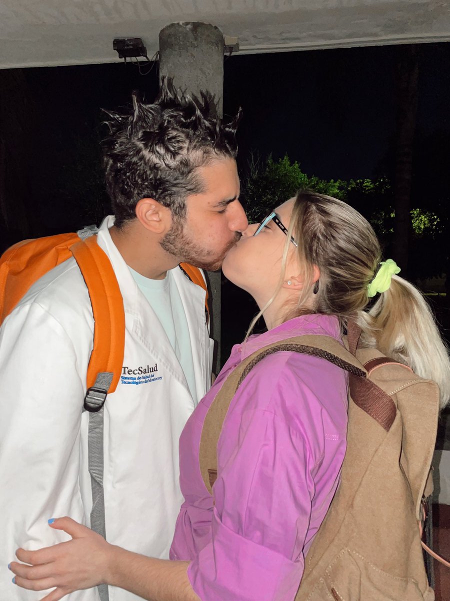 BarbsMurillo's tweet photo. Dejaré estas pics por aquí porque im fucking proud de nuestro costume https://t.co/DyybzR4q0m