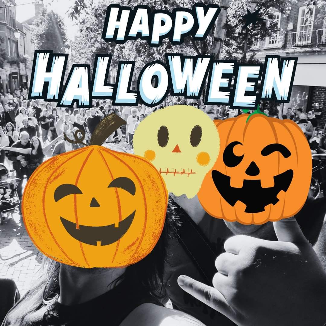 Happy Halloween Everyone!

Let's see your 2021 costumes in the comments ⬇

#Halloween2021 #spookyseason #HappyHalloween2021