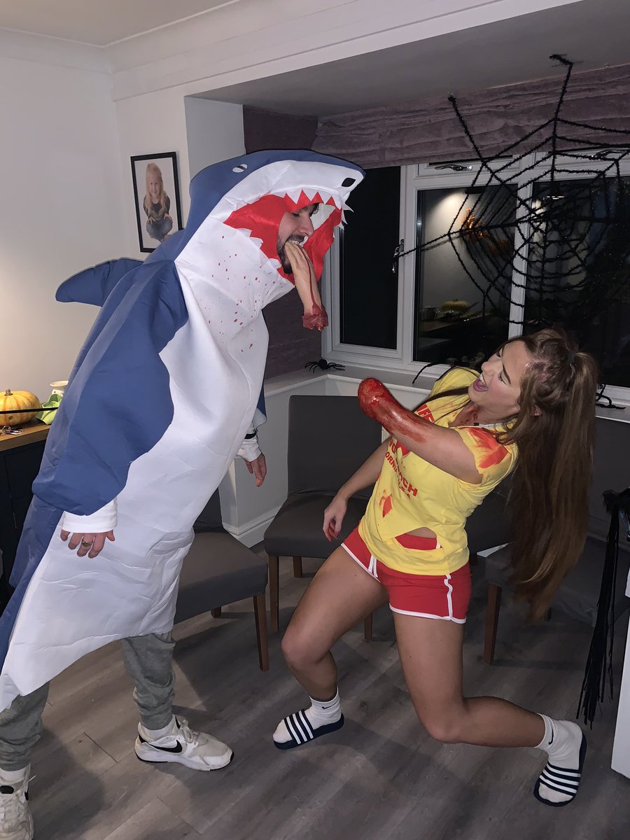strawbsblonde's tweet photo. Happy Halloween 👻 https://t.co/gNutpB6A9X