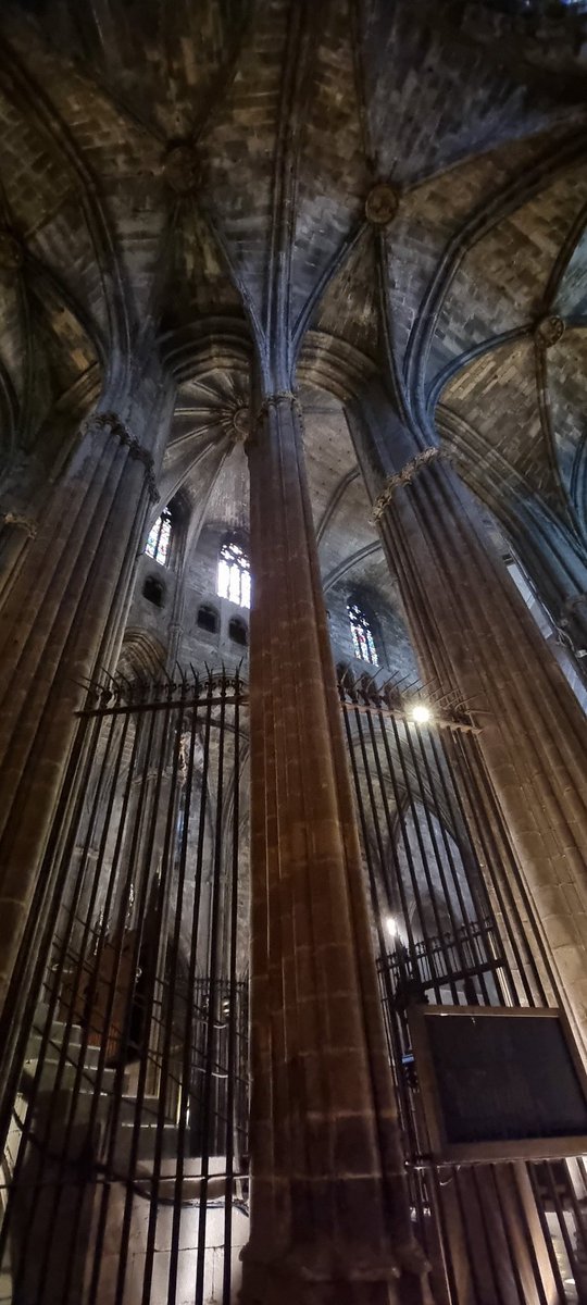 cultura_hola's tweet photo. Déjate sorprender por la @CatedralGirona. https://t.co/TQSlr03cYU