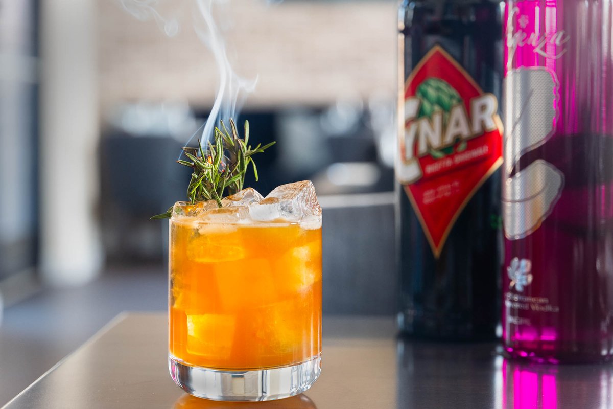 Tonight is #Halloween and we know exactly what you need to serve: 👻

The Fig Swig

1 oz. #Figenza Fig Vodka
1 oz. Dorothy Parker Gin
.75 oz. Rosemary Honey Syrup
.5 oz. Fresh Lemon Juice

Shake ingredients together, pour over ice and garnish with a burnt rosemary sprig. 🥃