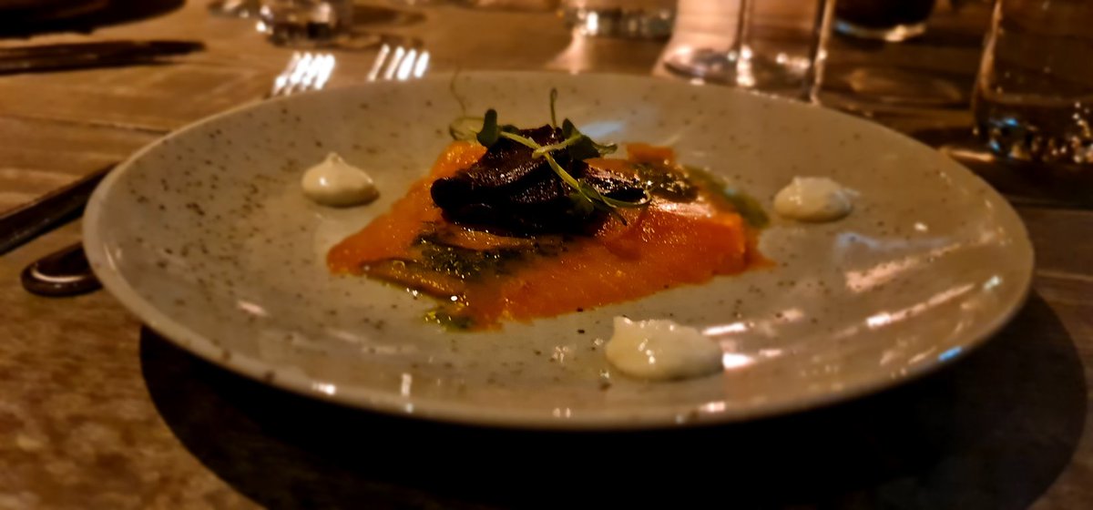 Ikraamina tweet media