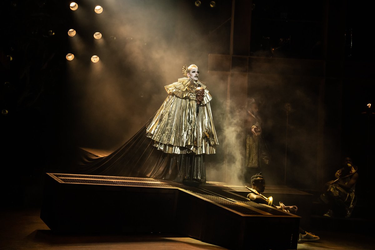 atgsanfrancisco's tweet photo. On this Halloween, we’re inspired by the look of Paul Louis Lessard as Herod in @JCSTheMusical! 🤩🌟 #SuperstarSF

#JesusChristSuperstar 📷: paullouislessard on IG / Matthew Murphy, Evan Zimmerman - MurphyMade https://t.co/JKGsFBRVuQ