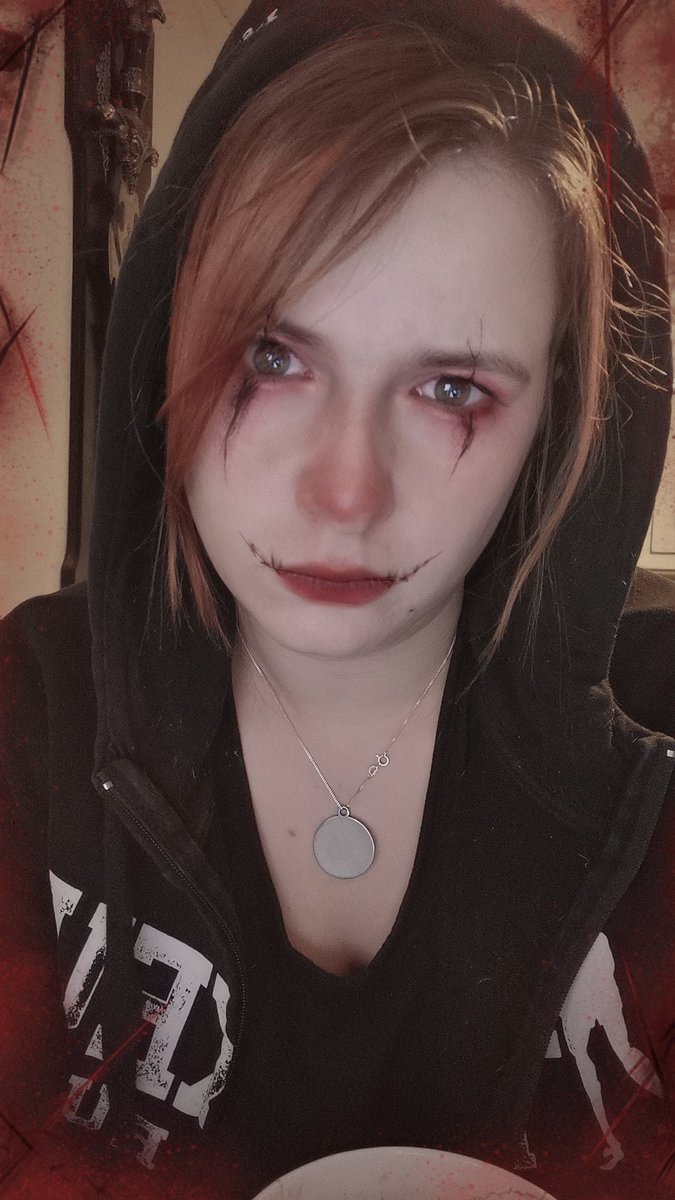 SilverFoxyPaw's tweet photo. Happy Halloween 👻🎃🦇 https://t.co/TylkMJRngz