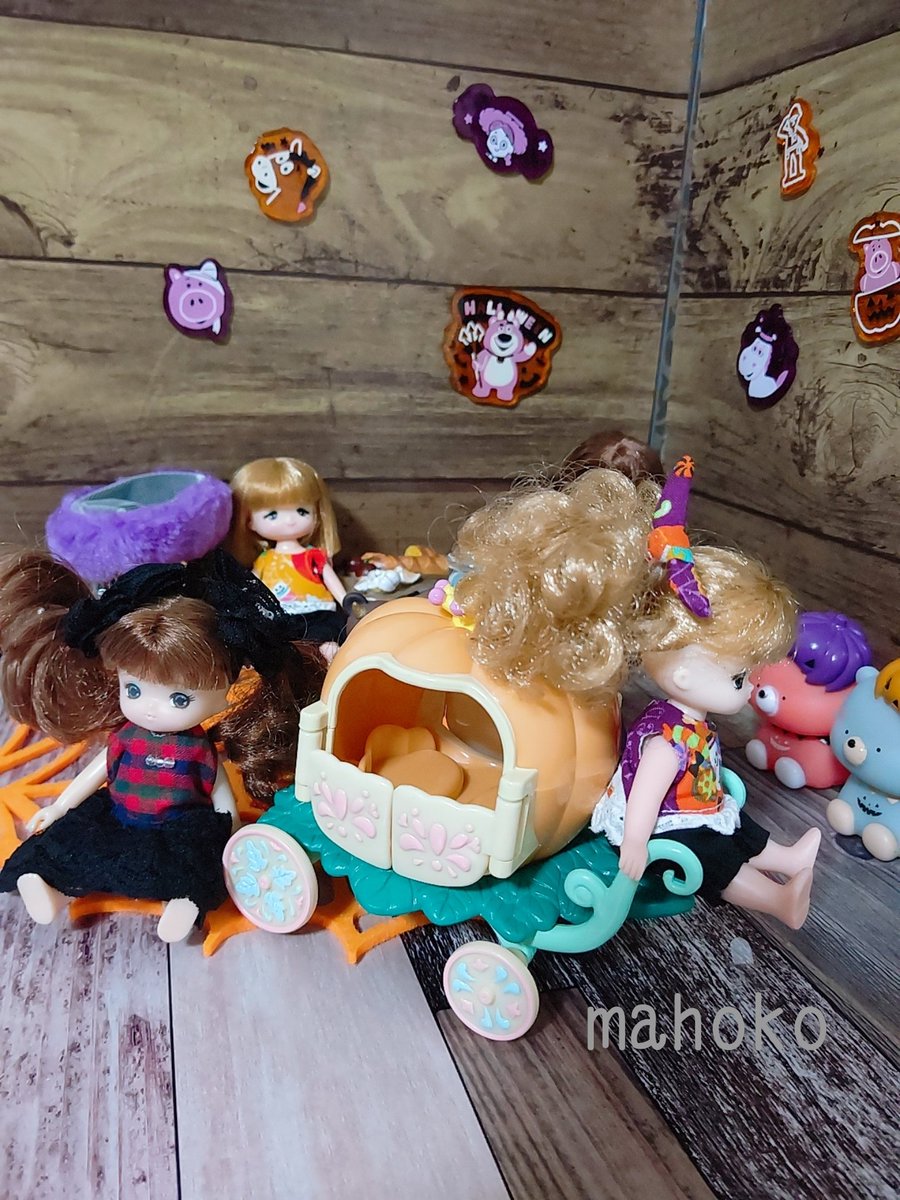 IRiccachan's tweet photo. 日が開けてしまったけど、
HAPPY HALLOWEEN♡

#ハロウィン2021 
#リカちゃん
#100均ドール部 
#ミニチュア
#ガチャガチャ https://t.co/C9vyzt1Uxx