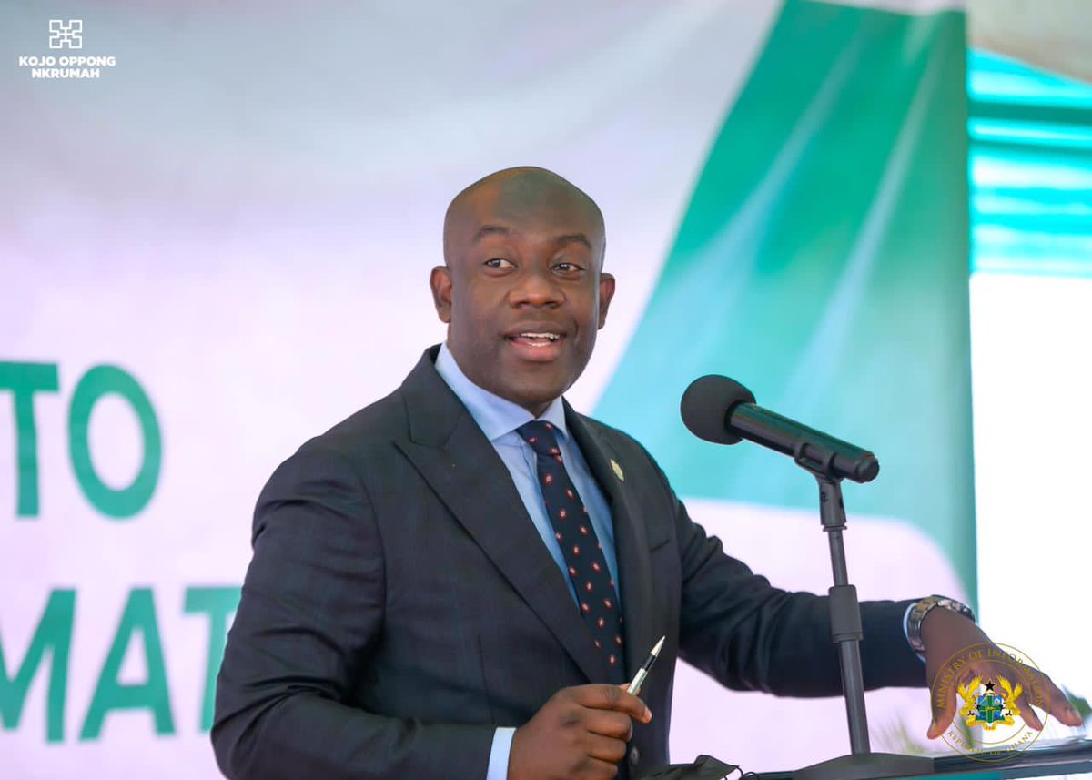 npp_blog's tweet photo. Pre-colonial: “The local cassava, plantain or yam farmer – the market woman who bought and sold his produce, the gold miner and blacksmith were all entrepreneurs. Entrepreneurship was the backbone of economic survival and development.”— Oppong Nkrumah 
#ListenUP https://t.co/tmhBWTJdRj